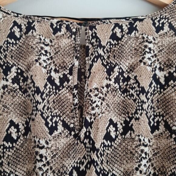 JOE FRESH / Flowy Ruffle Hem Scoop Neck Midi Dress Snake Print Sz 1X - Picture 12 of 14